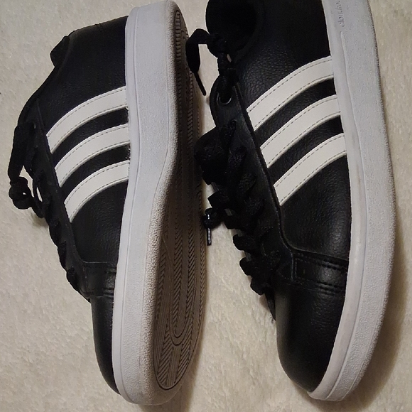 Adidas Women's Grand Court 2.0 Shoes - Picture 3 of 6